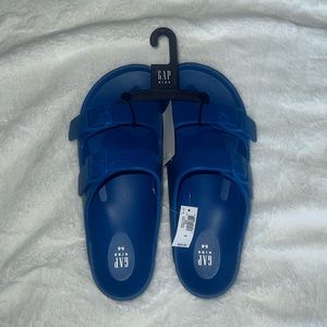 Gap kids blue sandals